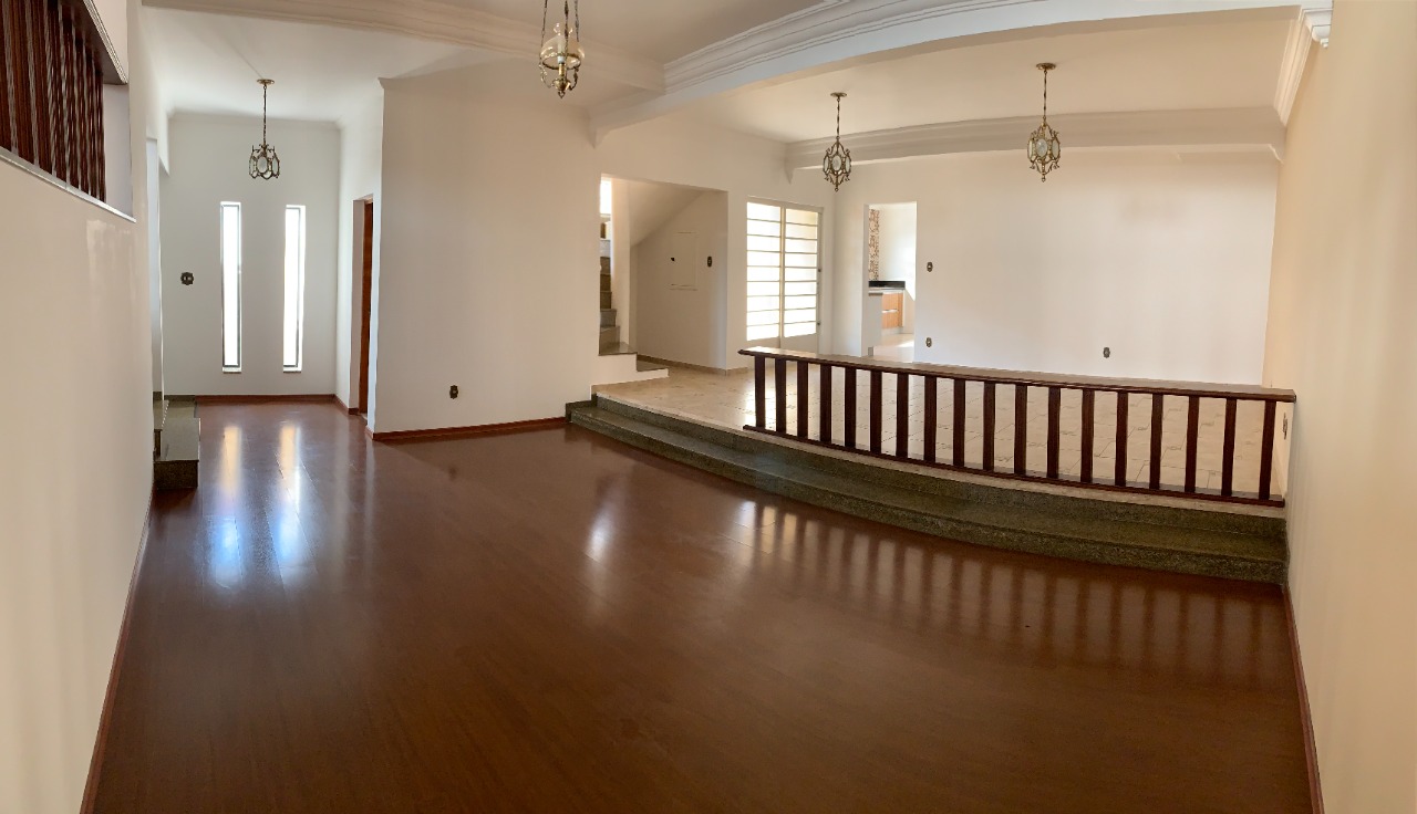 Imagem Sobrado com 4 Quartos à Venda, 408 m²em Vila Ipiranga - Mogi das Cruzes Imagem Sobrado com 4 Quartos à Venda, 408 m²em Vila Ipiranga - Mogi das Cruzes