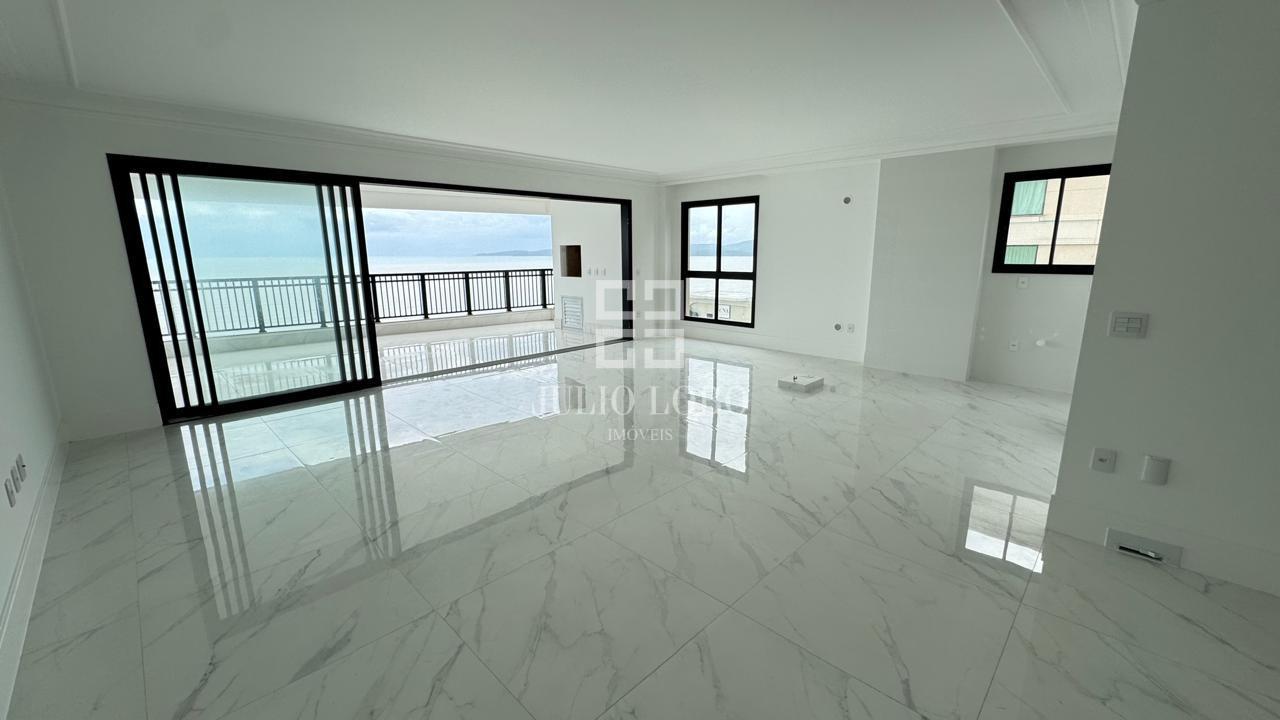 Apartamento com 4 Quartos à Venda, 225 m² em Meia Praia  - Itapema