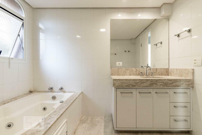 Imagem Apartamento com 3 Quartos à Venda, 210 m² em Indianópolis - São Paulo