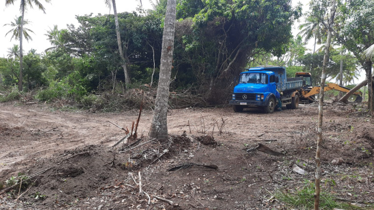 Imagem Terreno à Venda, 300 m²em Barra do Jacuípe - Camaçari Imagem Terreno à Venda, 300 m²em Barra do Jacuípe - Camaçari