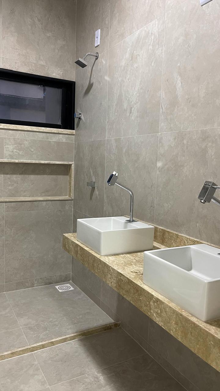 Imagem Casa com 4 Quartos à Venda, 135 m² em Guaribas - EUSEBIO Imagem Casa com 4 Quartos à Venda, 135 m² em Guaribas - EUSEBIO