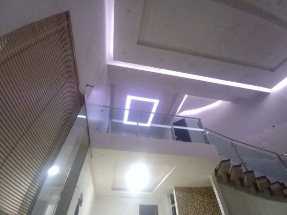 Imagem Sobrado com 4 Quartos à Venda, 300 m²em Morada Nobre - Valparaíso de Goiás