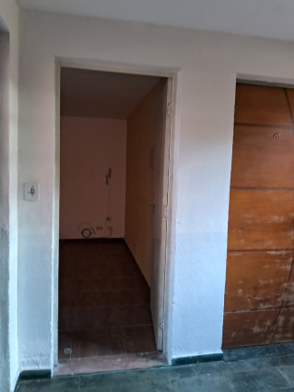 Imagem Apartamento com 2 Quartos à Venda, 45 m²em Jardim América - Poá