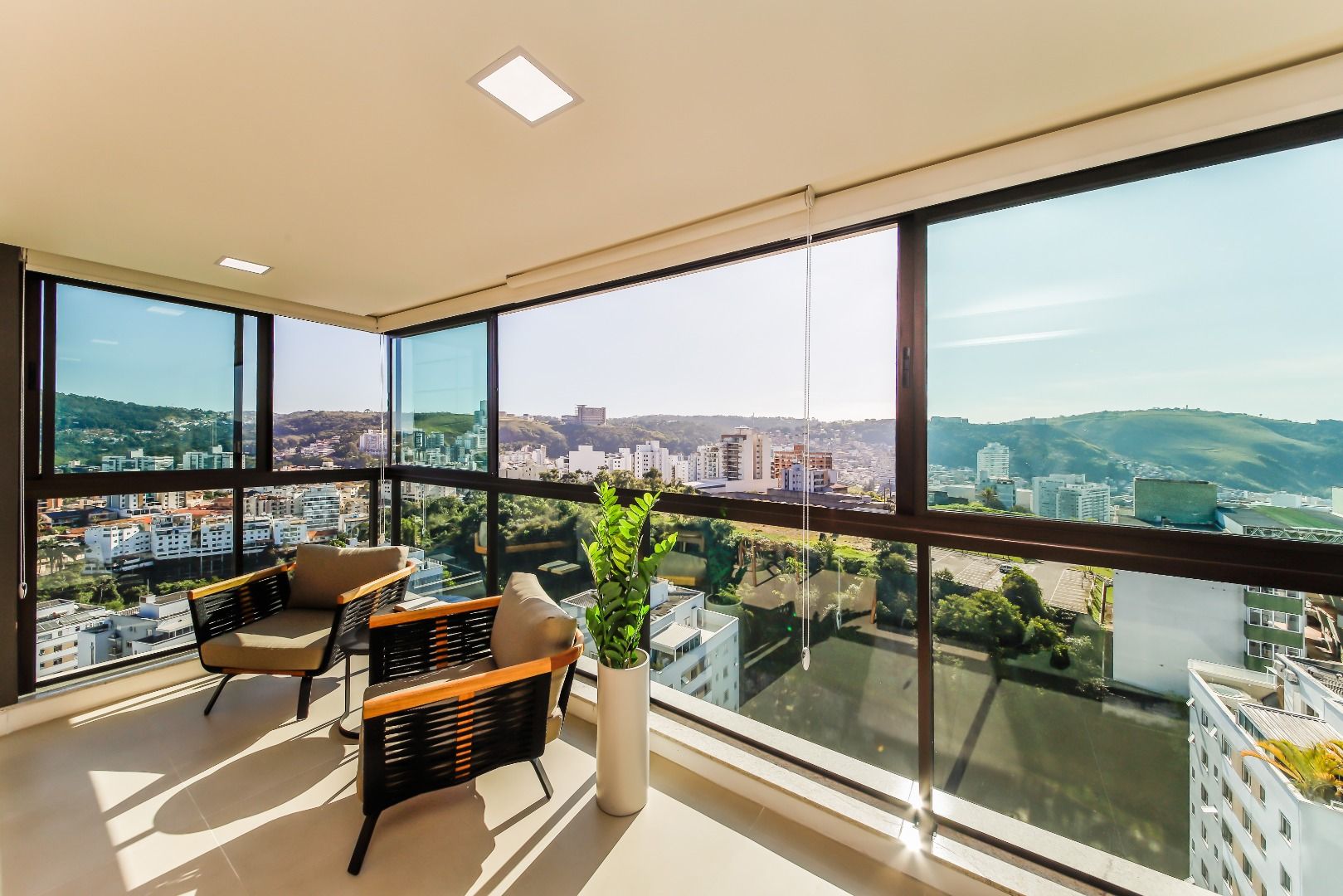 Imagem Apartamento com 3 Quartos à Venda, 104 m² em Estrela Sul - Juiz de Fora Imagem Apartamento com 3 Quartos à Venda, 104 m² em Estrela Sul - Juiz de Fora