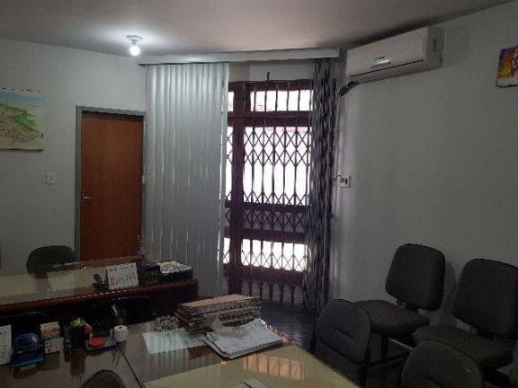 Imagem Casa com 3 Quartos à Venda, 222 m² em Atalaia - Aracaju Imagem Casa com 3 Quartos à Venda, 222 m² em Atalaia - Aracaju