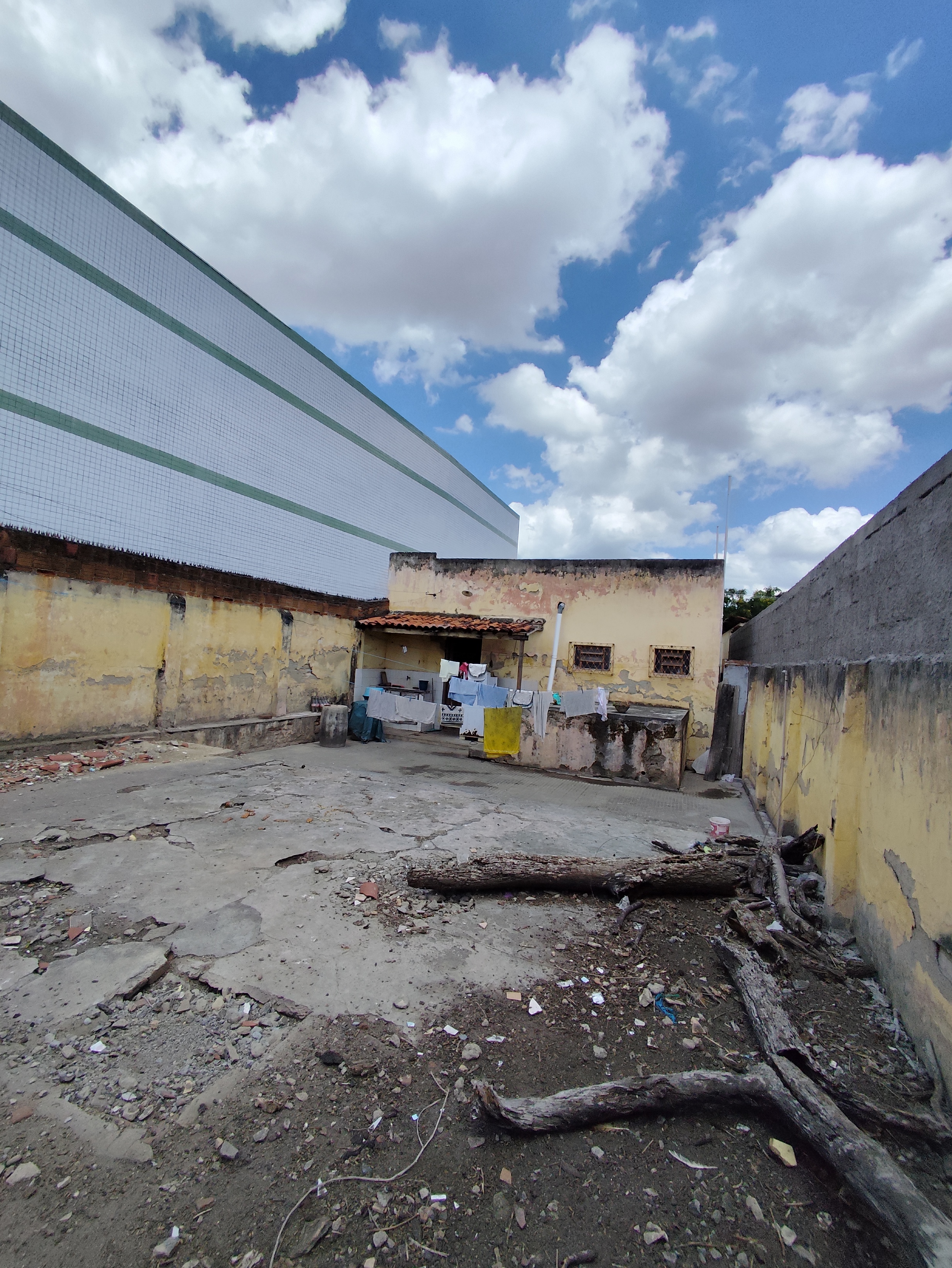 Imagem Casa com 3 Quartos à Venda, 143 m² em São José - Campina Grande Imagem Casa com 3 Quartos à Venda, 143 m² em São José - Campina Grande