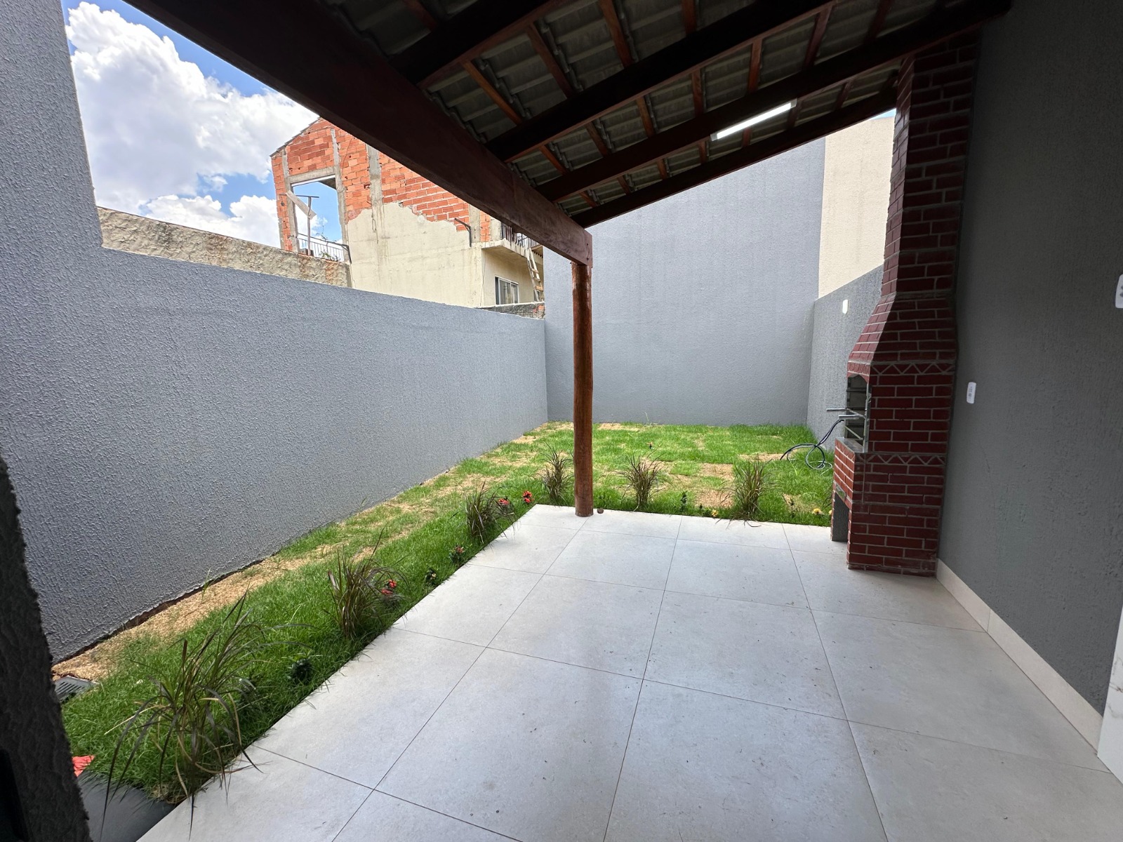 Imagem Casa com 2 Quartos à Venda, 107 m²em Residencial Campos Dourados - Goiânia Imagem Casa com 2 Quartos à Venda, 107 m²em Residencial Campos Dourados - Goiânia