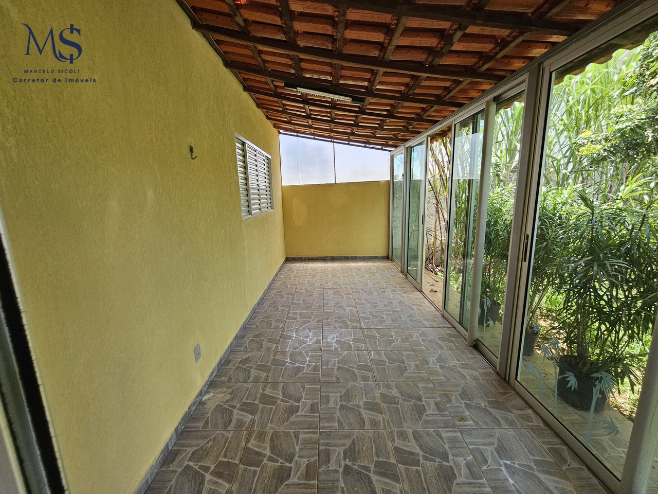 Imagem Terreno à Venda, 745 m²em Setor Habitacional Taquari (Lago Norte) - Brasília