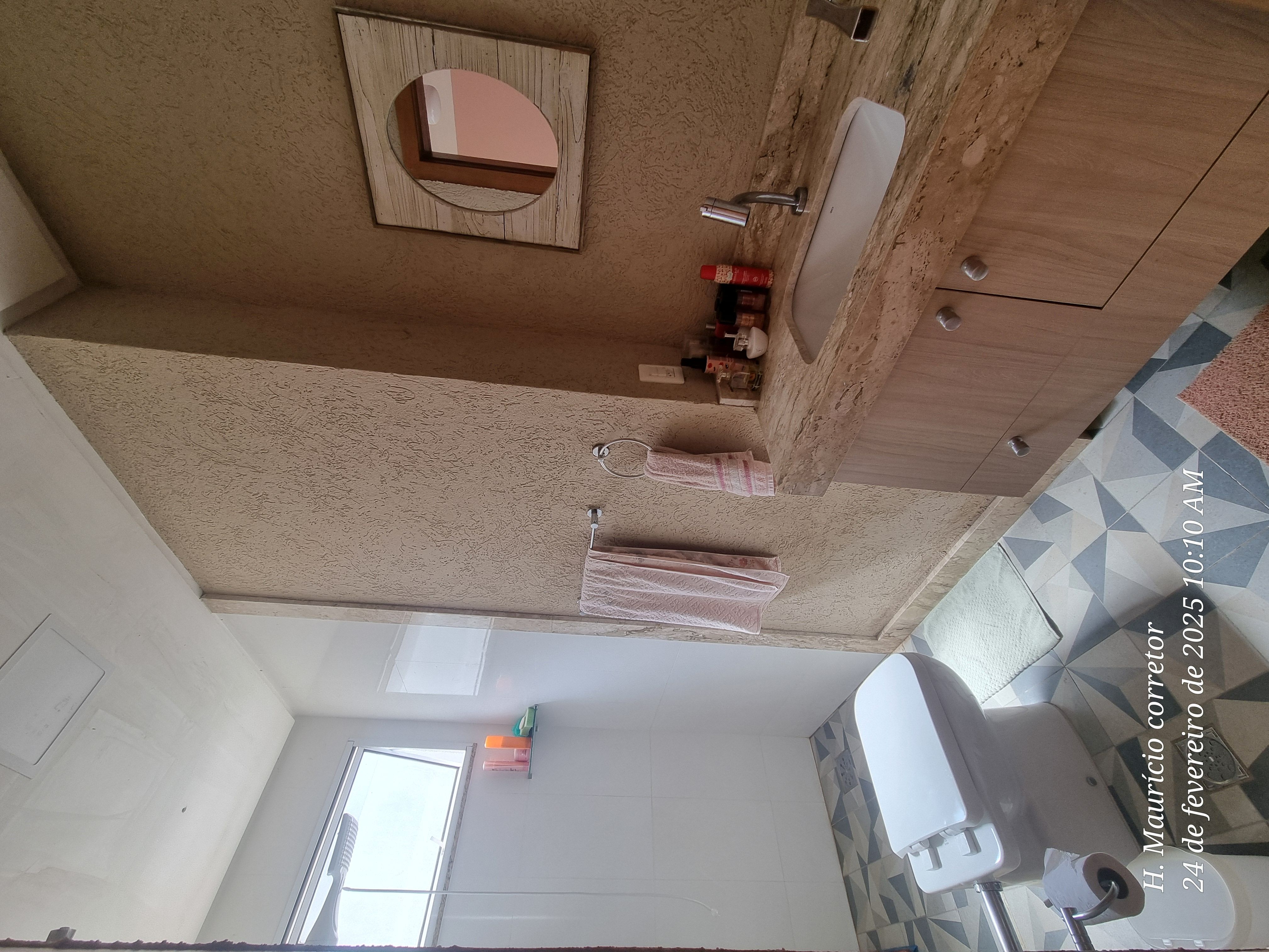 Imagem Casa com 3 Quartos à Venda, 232 m² em Setor Jaó - Goiânia Imagem Casa com 3 Quartos à Venda, 232 m² em Setor Jaó - Goiânia