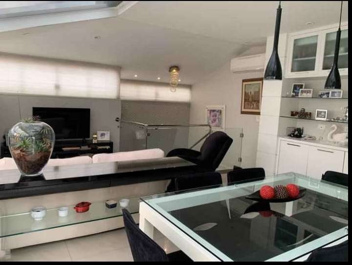 Imagem Apartamento com 2 Quartos à Venda, 80 m²em Batel - Curitiba Imagem Apartamento com 2 Quartos à Venda, 80 m²em Batel - Curitiba
