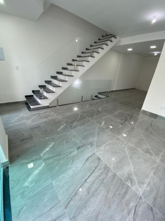 Imagem Sobrado com 3 Quartos à Venda, 144 m²em Vila Humaitá - Santo André