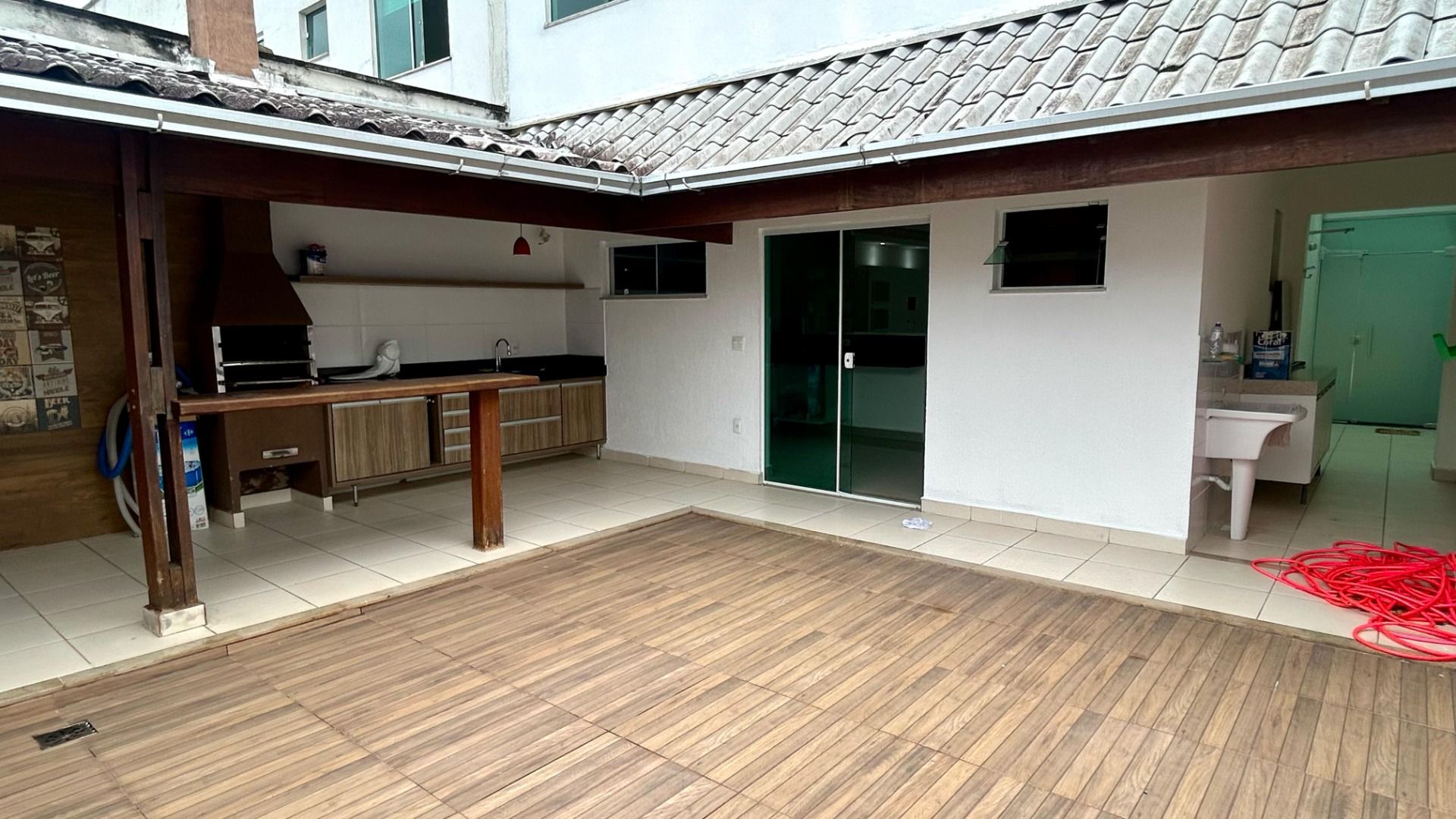 Imagem Casa com 3 Quartos à Venda, 160 m² em Parque Jardim da Serra - Juiz de Fora Imagem Casa com 3 Quartos à Venda, 160 m² em Parque Jardim da Serra - Juiz de Fora
