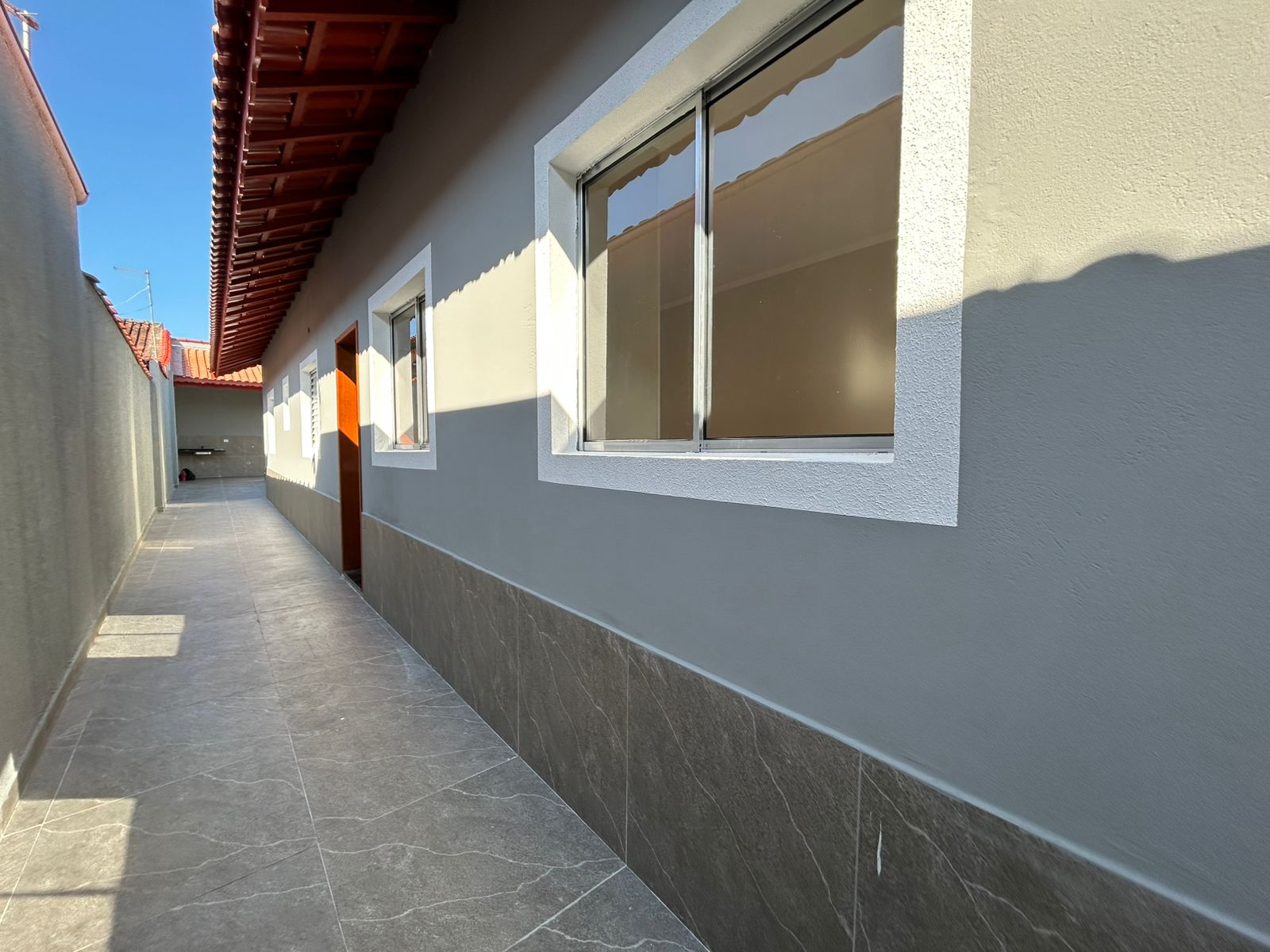Imagem Casa com 3 Quartos à Venda, 104 m² em Vila Oceanopolis - Mongaguá