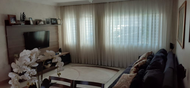 Imagem Sobrado com 3 Quartos à Venda, em Saúde - São Paulo Imagem Sobrado com 3 Quartos à Venda, em Saúde - São Paulo