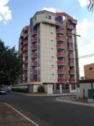Apartamento com 2 Quartos à Venda ou Locação, 95 m² em Centro - Caldas Novas