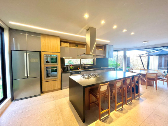 Imagem Sobrado com 3 Quartos à Venda, 351 m² em Condomínio Residencial Grand Trianon - Anápolis Imagem Sobrado com 3 Quartos à Venda, 351 m² em Condomínio Residencial Grand Trianon - Anápolis