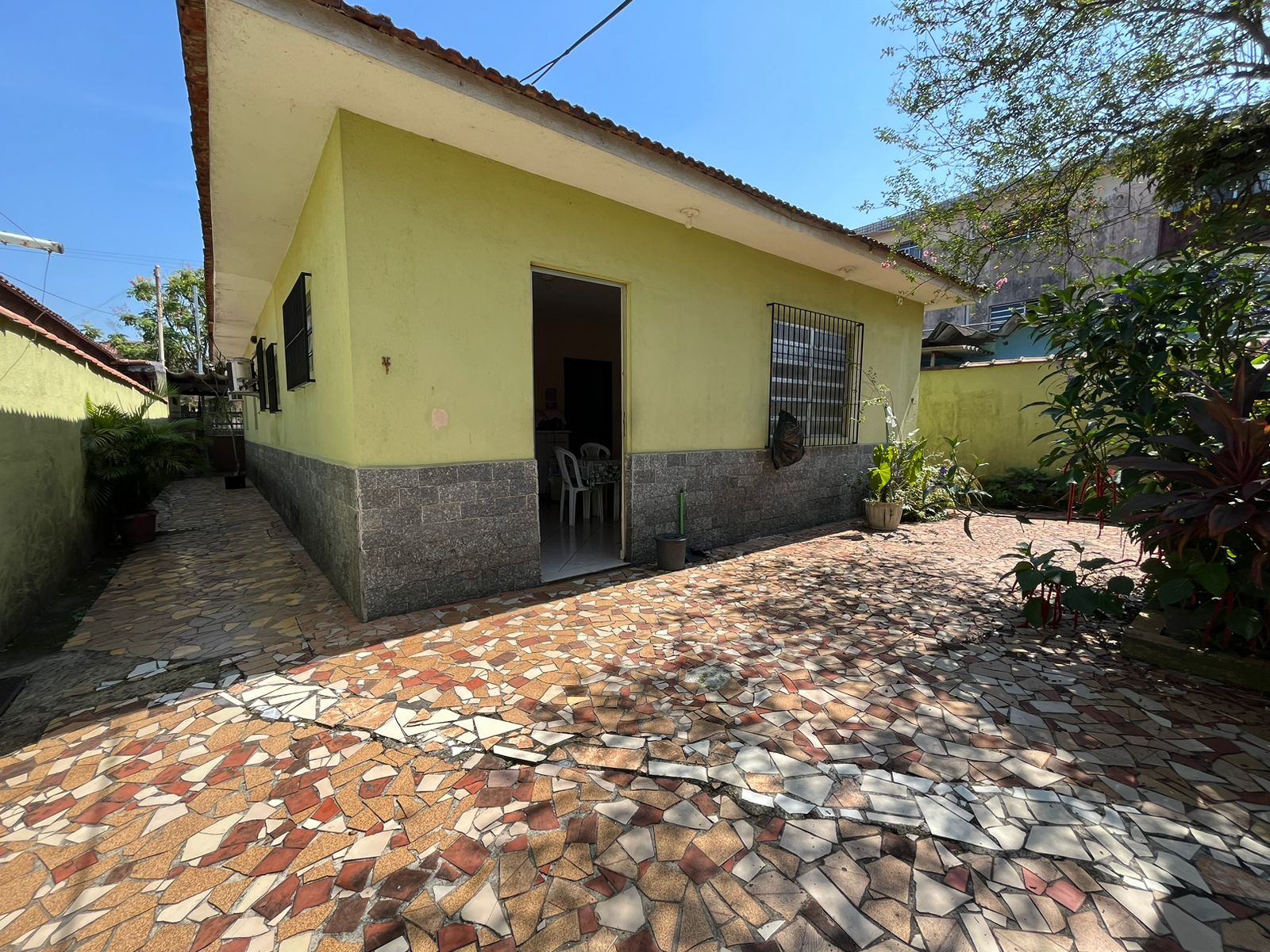 Imagem Casa com 2 Quartos à Venda, 225 m²em Jardim Casqueiro - Cubatão