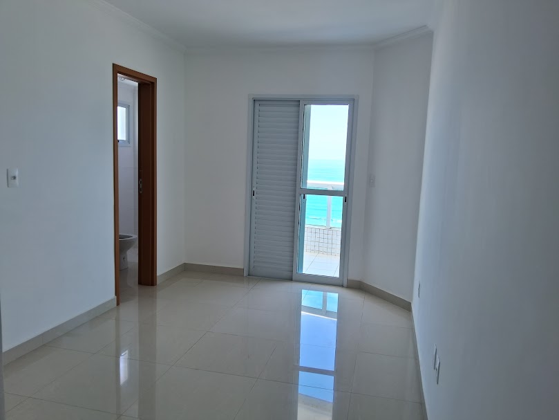 Imagem Apartamento com 3 Quartos à Venda, 127 m²em Guilhermina - Praia Grande Imagem Apartamento com 3 Quartos à Venda, 127 m²em Guilhermina - Praia Grande