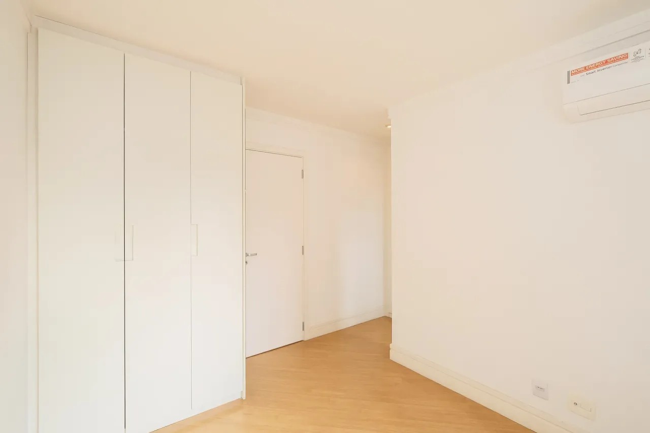 Imagem Apartamento com 3 Quartos à Venda, 125 m² em Vila Olímpia - São Paulo