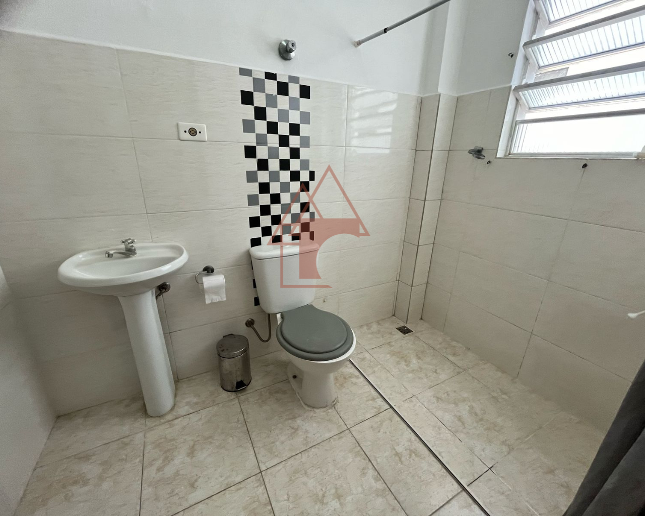 Imagem Apartamento com 2 Quartos à Venda, 78 m² em Embaré - Santos