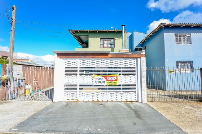 Casa com 2 Quartos à Venda, 68 m² em Ganchinho - Curitiba