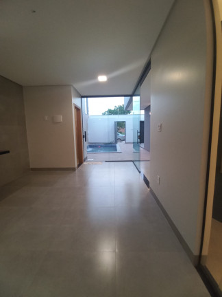 Imagem Casa com 3 Quartos à Venda, 250 m² em Centro - Barreiras Imagem Casa com 3 Quartos à Venda, 250 m² em Centro - Barreiras
