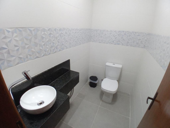 Imagem Casa com 2 Quartos à Venda, 115 m² em Centro - Peruíbe