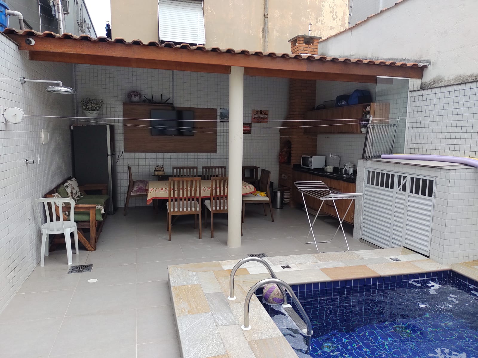 Imagem Casa com 3 Quartos à Venda, 160 m²em Campo Grande - Santos
