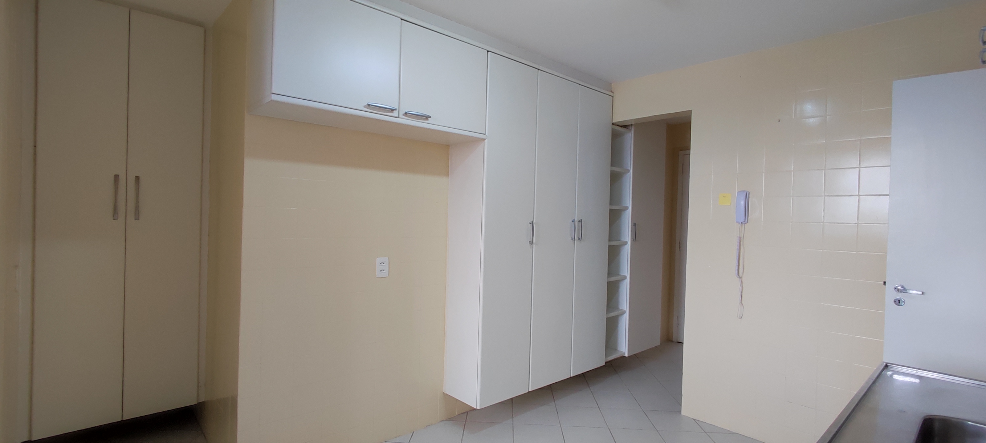 Imagem Apartamento com 3 Quartos à Venda, 118 m²em Laranjeiras - Rio de Janeiro Imagem Apartamento com 3 Quartos à Venda, 118 m²em Laranjeiras - Rio de Janeiro