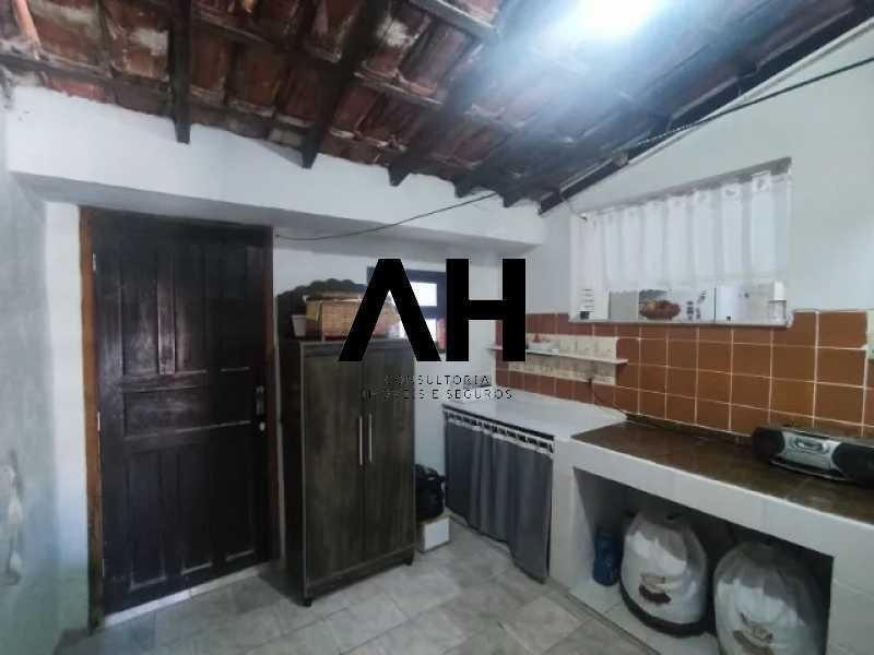 Imagem Casa com 4 Quartos à Venda, 120 m²em Badu - Niterói Imagem Casa com 4 Quartos à Venda, 120 m²em Badu - Niterói