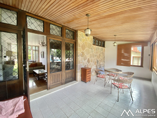 Imagem Casa de Condomínio com 3 Quartos à Venda, 105 m²em ALTO - TERESÓPOLIS Imagem Casa de Condomínio com 3 Quartos à Venda, 105 m²em ALTO - TERESÓPOLIS