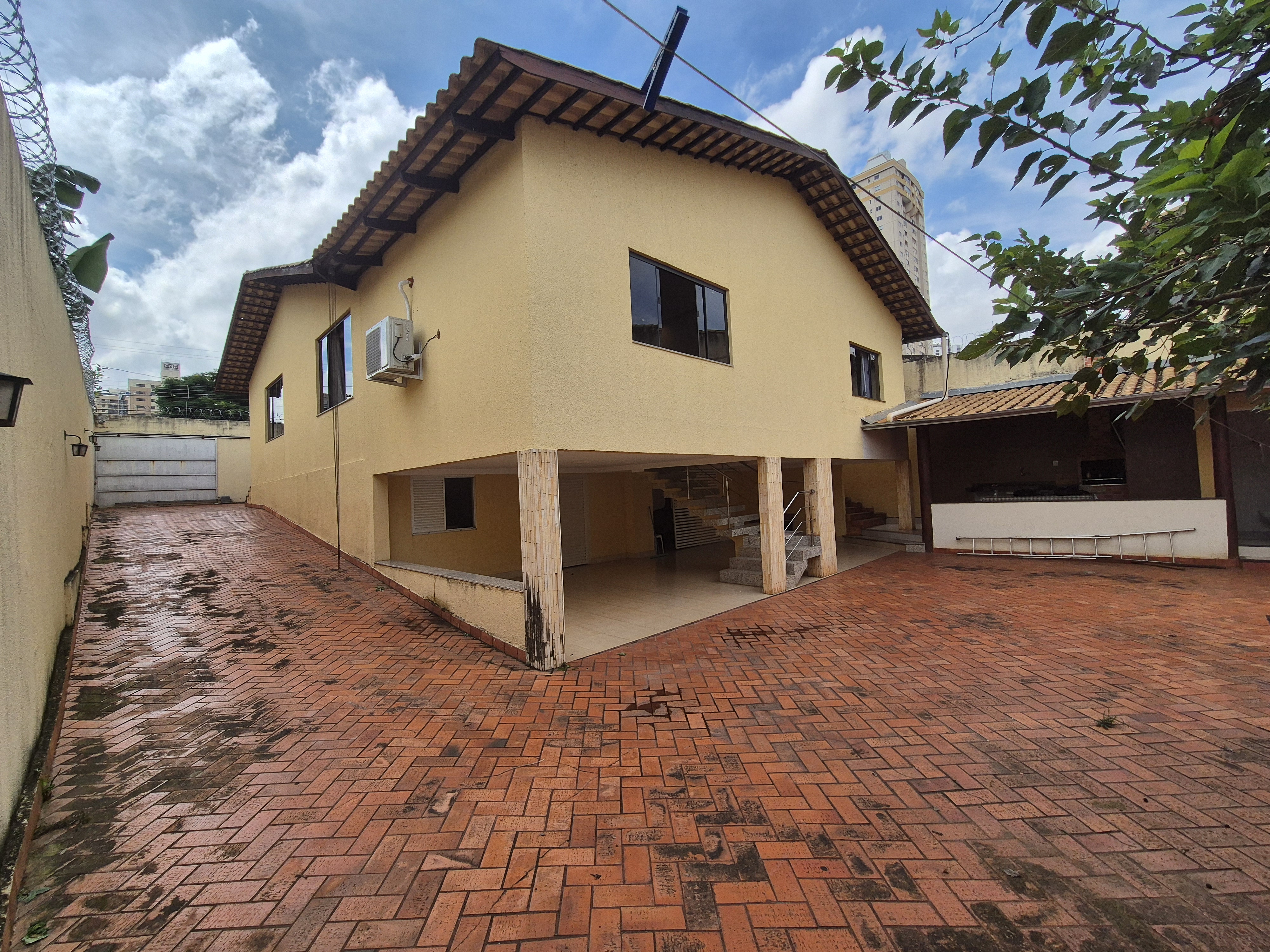 Imagem Casa com 4 Quartos para Alugar, 330 m² em Jardim Goiás - Goiânia Imagem Casa com 4 Quartos para Alugar, 330 m² em Jardim Goiás - Goiânia
