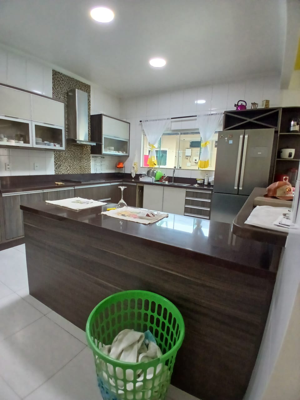 Imagem Casa de Condomínio com 5 Quartos à Venda, 600 m² em Ponta Negra - Manaus Imagem Casa de Condomínio com 5 Quartos à Venda, 600 m² em Ponta Negra - Manaus