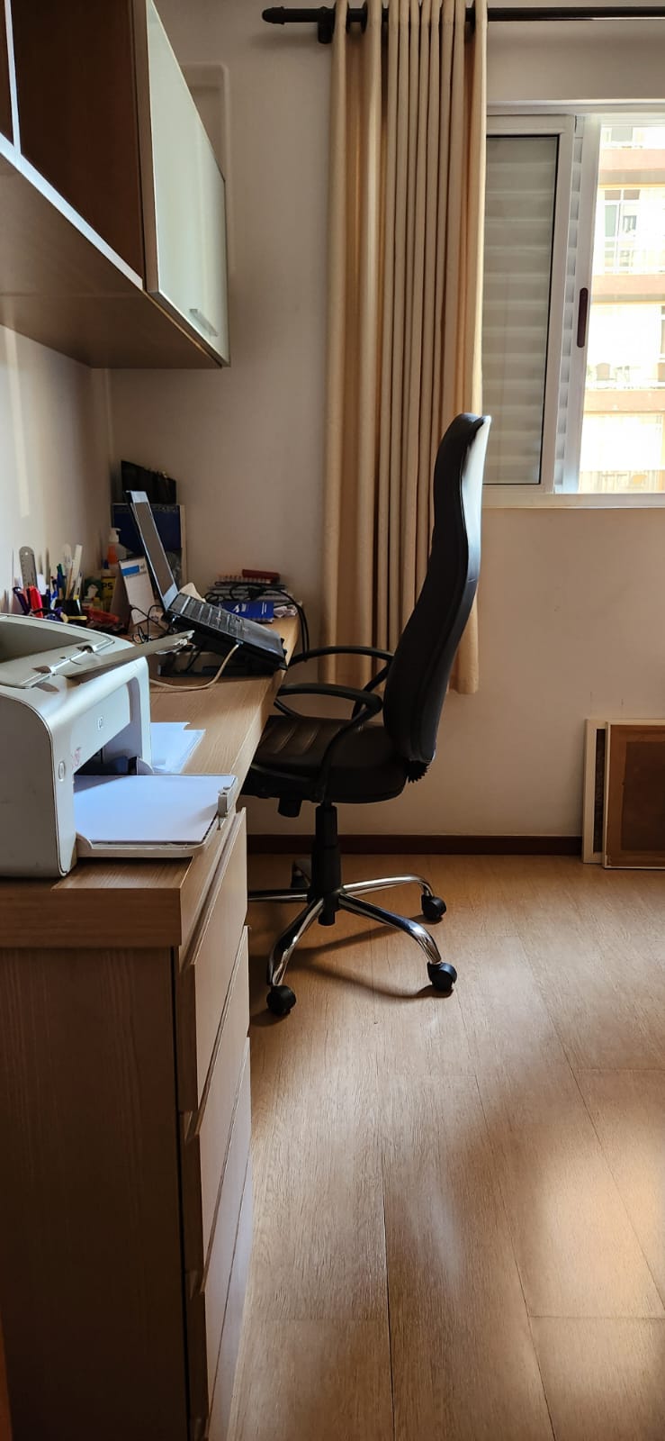 Imagem Apartamento com 3 Quartos à Venda, 78 m²em Centro - Londrina