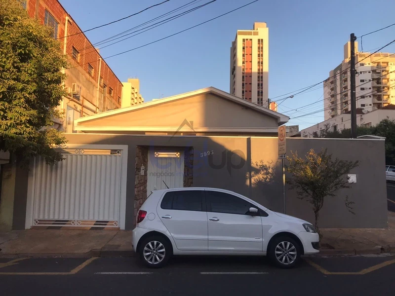 Imóvel Comercial à Venda, 130 m² em Vila Imperial - São José do Rio Preto