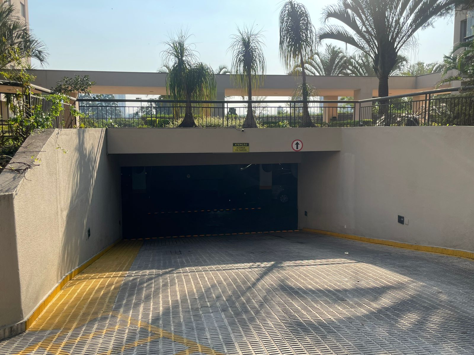 Imagem Apartamento com 3 Quartos à Venda, 77 m² em Jardim Ester - São Paulo