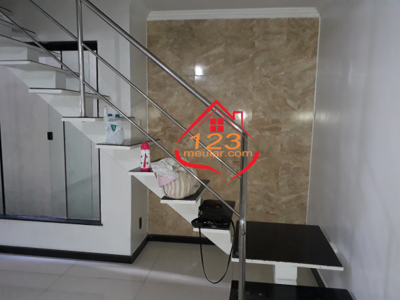 Imagem Casa com 5 Quartos à Venda, 286 m² em Guamá - Belém Imagem Casa com 5 Quartos à Venda, 286 m² em Guamá - Belém