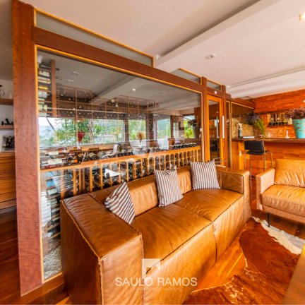Imagem Casa de Condomínio com 8 Quartos à Venda, 430 m² em Itaipava - Petrópolis