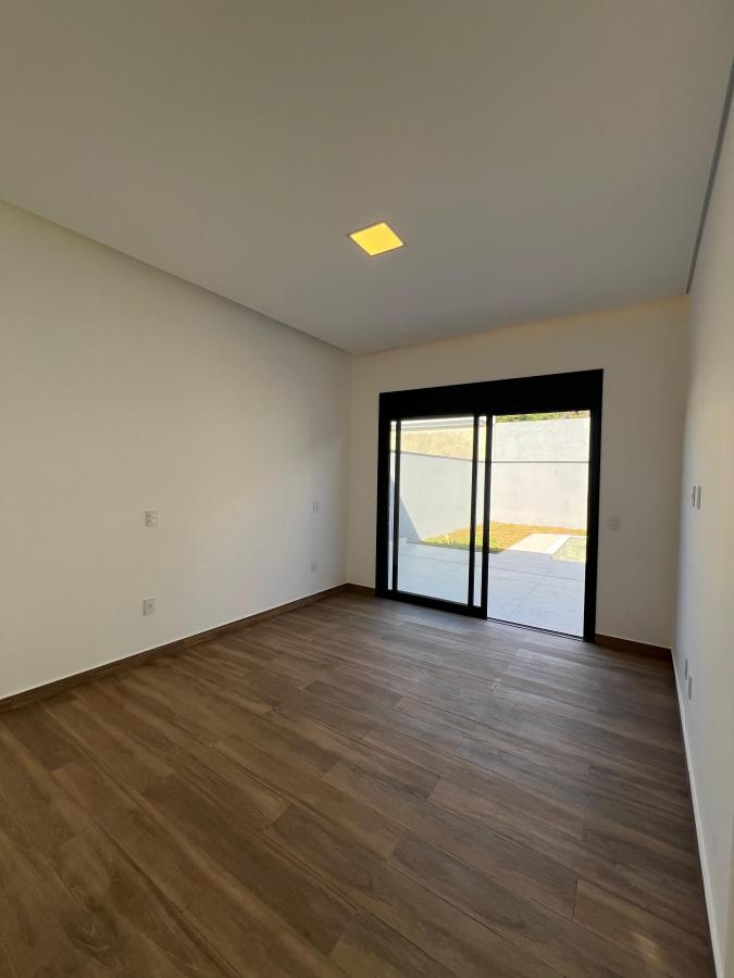 Imagem Casa de Condomínio com 4 Quartos à Venda, 217 m²em Jardim Villa Verona - Sorocaba Imagem Casa de Condomínio com 4 Quartos à Venda, 217 m²em Jardim Villa Verona - Sorocaba