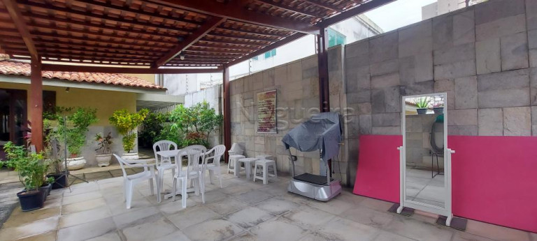 Imagem Casa com 3 Quartos à Venda, 476 m² em Monteiro - Recife