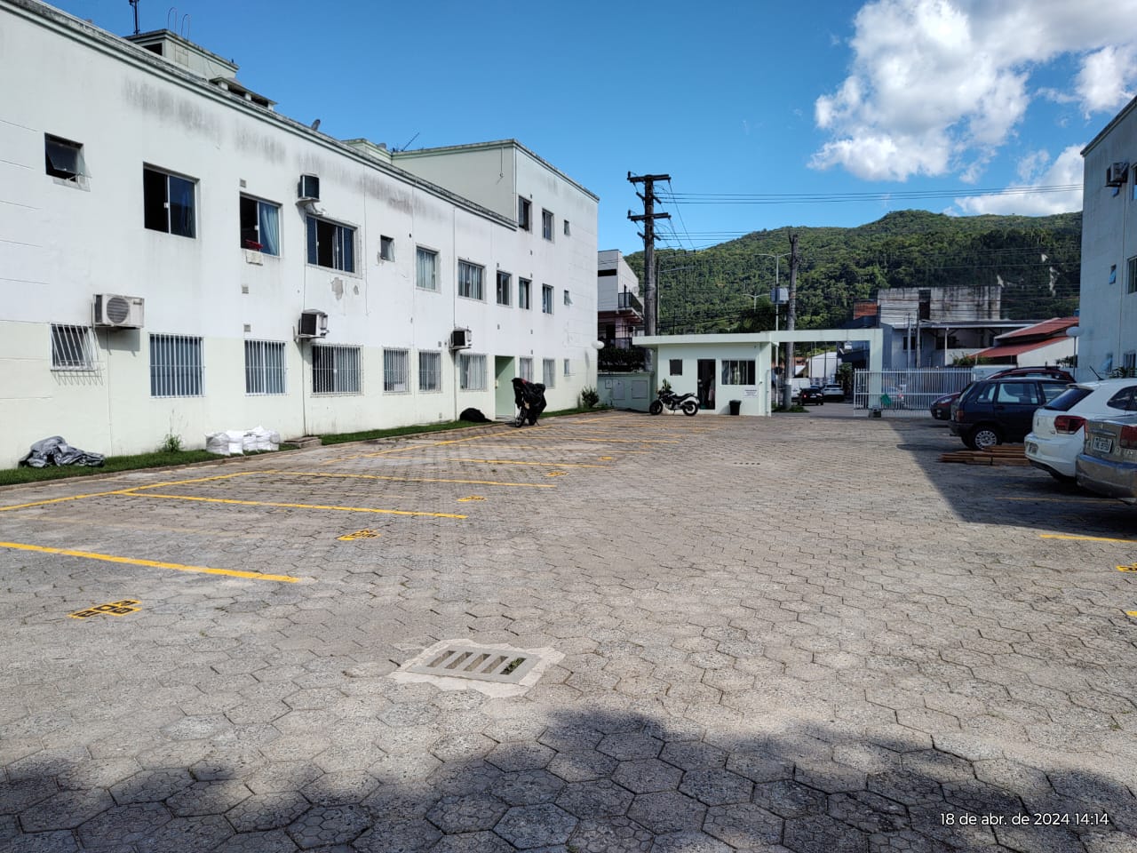 Imagem Apartamento com 2 Quartos para Alugar, 55 m²em Nova Esperança - Balneário Camboriú Imagem Apartamento com 2 Quartos para Alugar, 55 m²em Nova Esperança - Balneário Camboriú