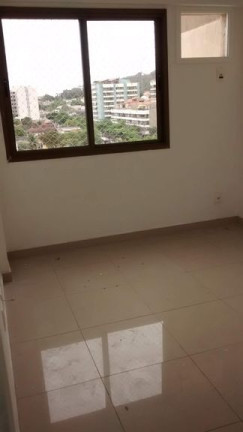 Imagem Cobertura com 2 Quartos à Venda,  em Campo Grande - Rio de Janeiro