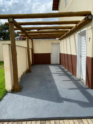 Imagem Casa com 2 Quartos à Venda, 60 m² em Conjunto Vera Cruz - Goiânia