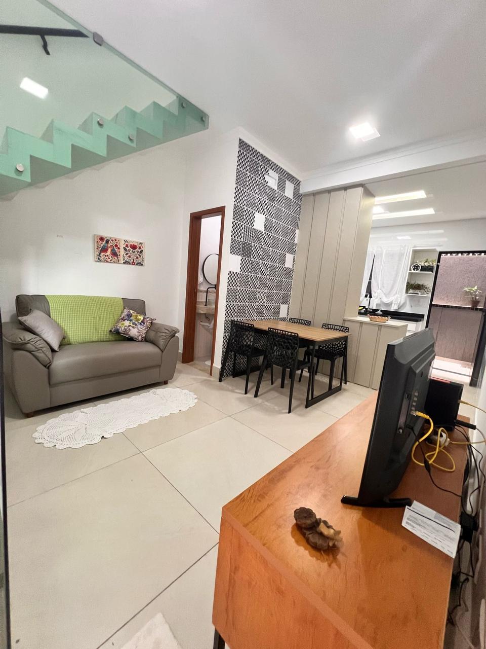 Imagem Casa de Condomínio com 2 Quartos à Venda, 60 m² em Maracanã - Praia Grande Imagem Casa de Condomínio com 2 Quartos à Venda, 60 m² em Maracanã - Praia Grande