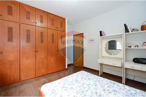 Imagem Sobrado com 3 Quartos à Venda, 351 m²em Jardim Esplanada II - São José dos Campos Imagem Sobrado com 3 Quartos à Venda, 351 m²em Jardim Esplanada II - São José dos Campos