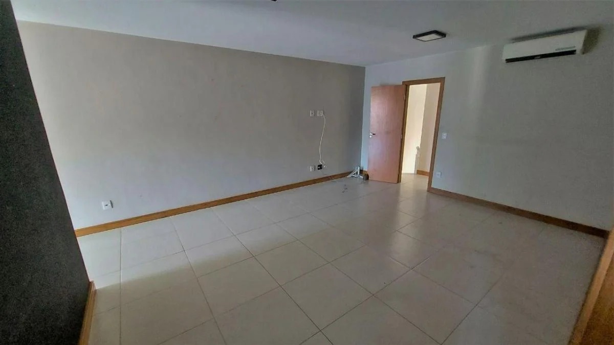Imagem Casa com 4 Quartos à Venda, 180 m²em Largo da Batalha - Niterói Imagem Casa com 4 Quartos à Venda, 180 m²em Largo da Batalha - Niterói
