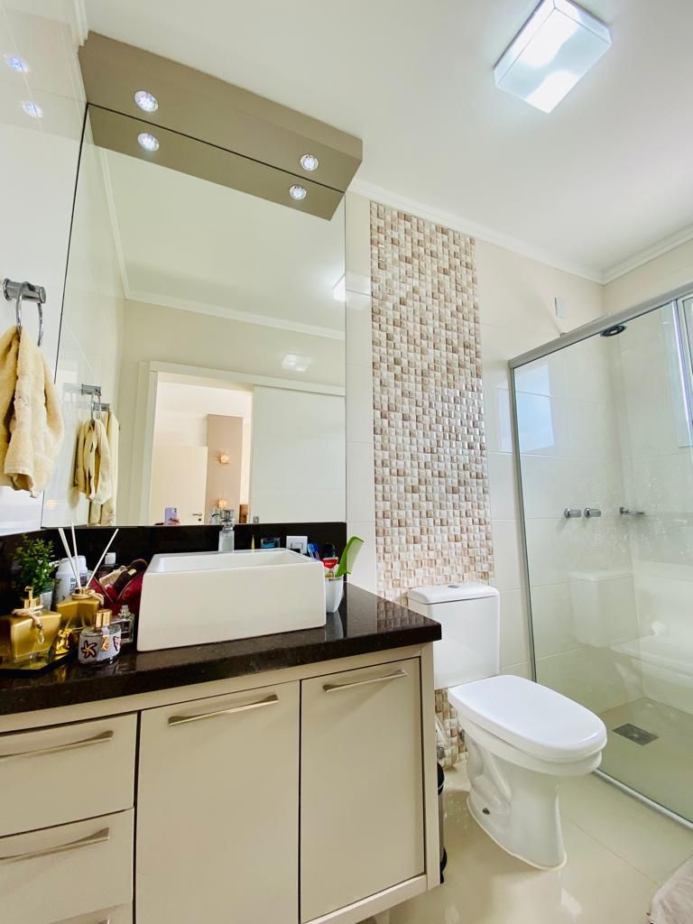 Imagem Sobrado com 3 Quartos à Venda, 360 m²em Atlântida Sul - Osório Imagem Sobrado com 3 Quartos à Venda, 360 m²em Atlântida Sul - Osório