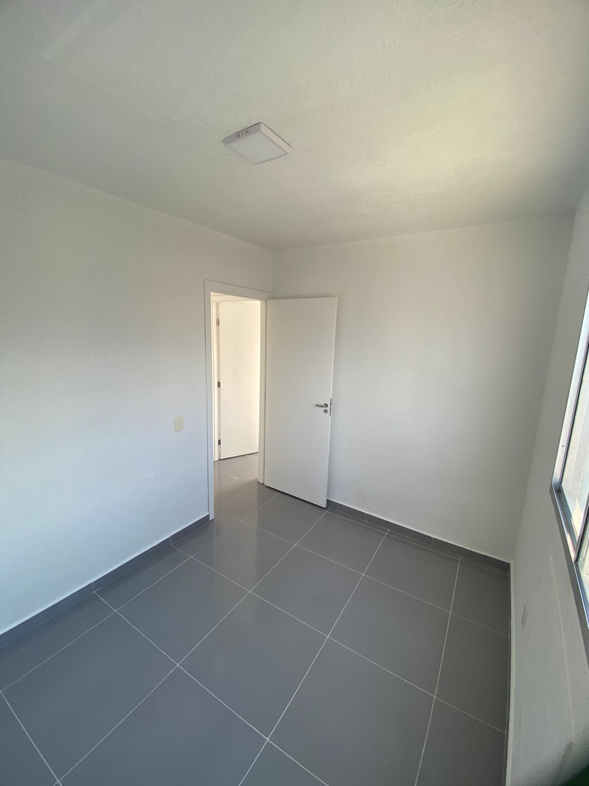 Imagem Apartamento com 2 Quartos à Venda, 45 m² em Realengo - Rio de Janeiro