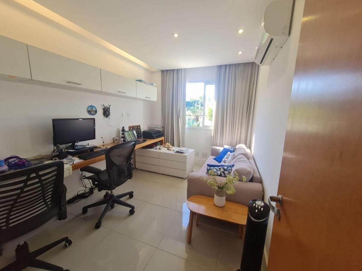 Imagem Apartamento com 4 Quartos à Venda, 263 m²em Camboinhas - Niterói Imagem Apartamento com 4 Quartos à Venda, 263 m²em Camboinhas - Niterói