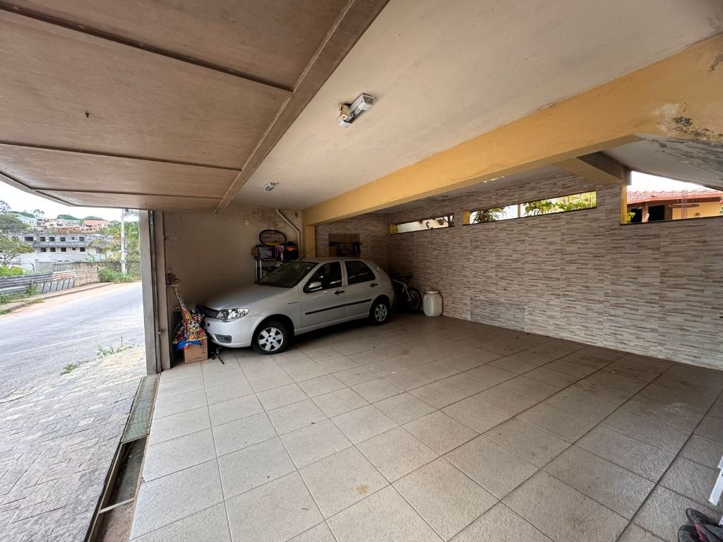 Imagem Casa com 4 Quartos à Venda, 249 m² em Tijuca - Contagem Imagem Casa com 4 Quartos à Venda, 249 m² em Tijuca - Contagem